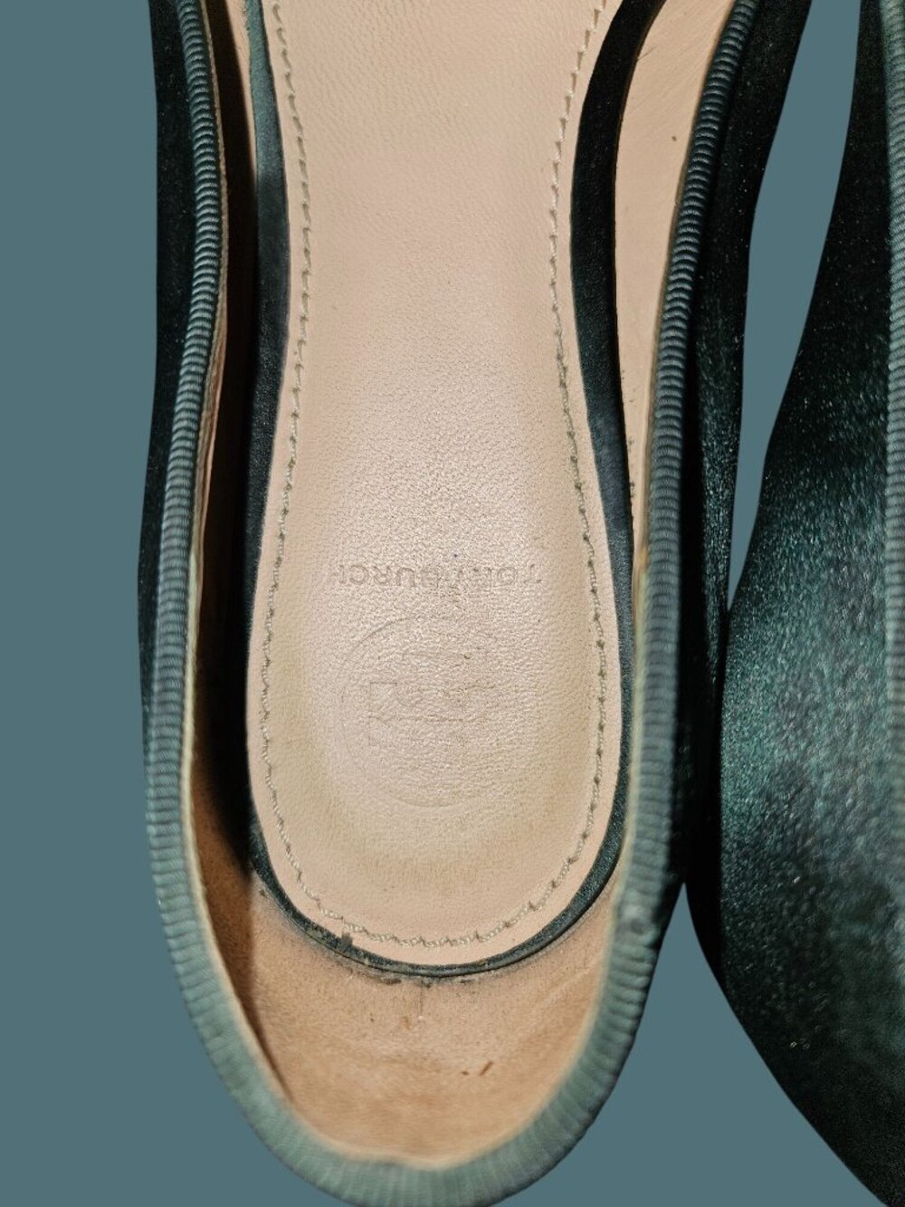 Tory Burch Green Satin Delphine T Logo Embellished Ballet Flats Size 8M - Picture 9 of 14